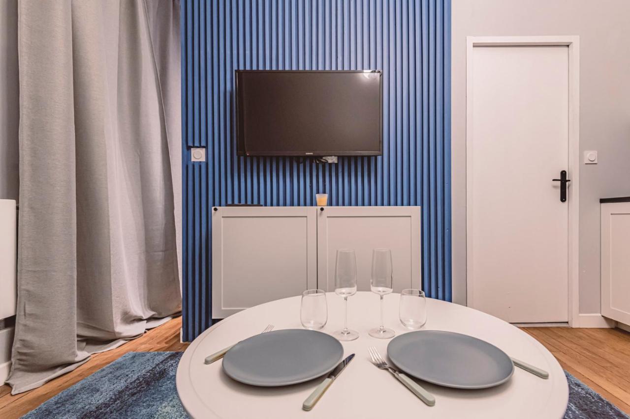Appartement Le Méditerranéen, face à la Cathédrale - 2D à Reims Extérieur photo