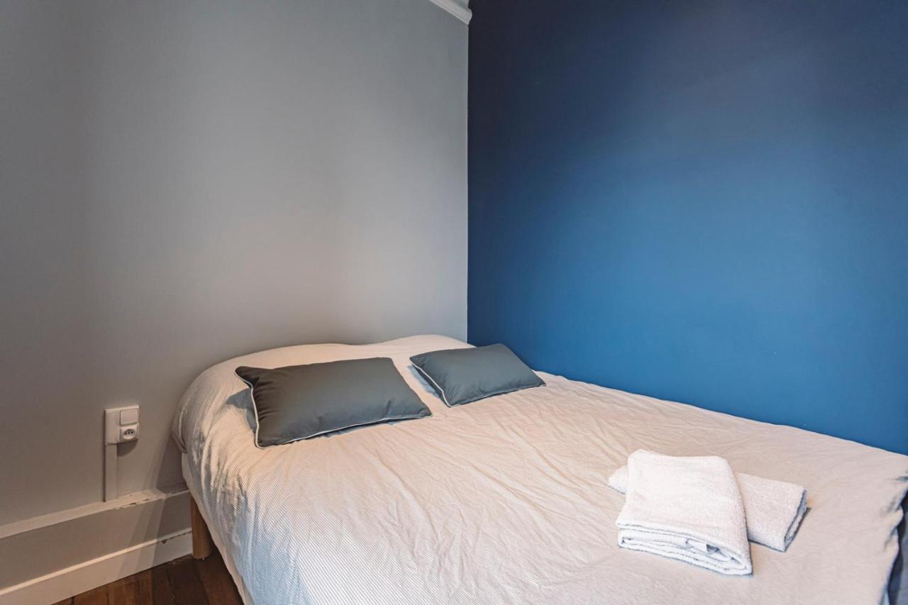 Appartement Le Méditerranéen, face à la Cathédrale - 2D à Reims Extérieur photo
